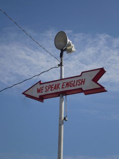 Or we «pretend» to [foto: Tom Blunt]